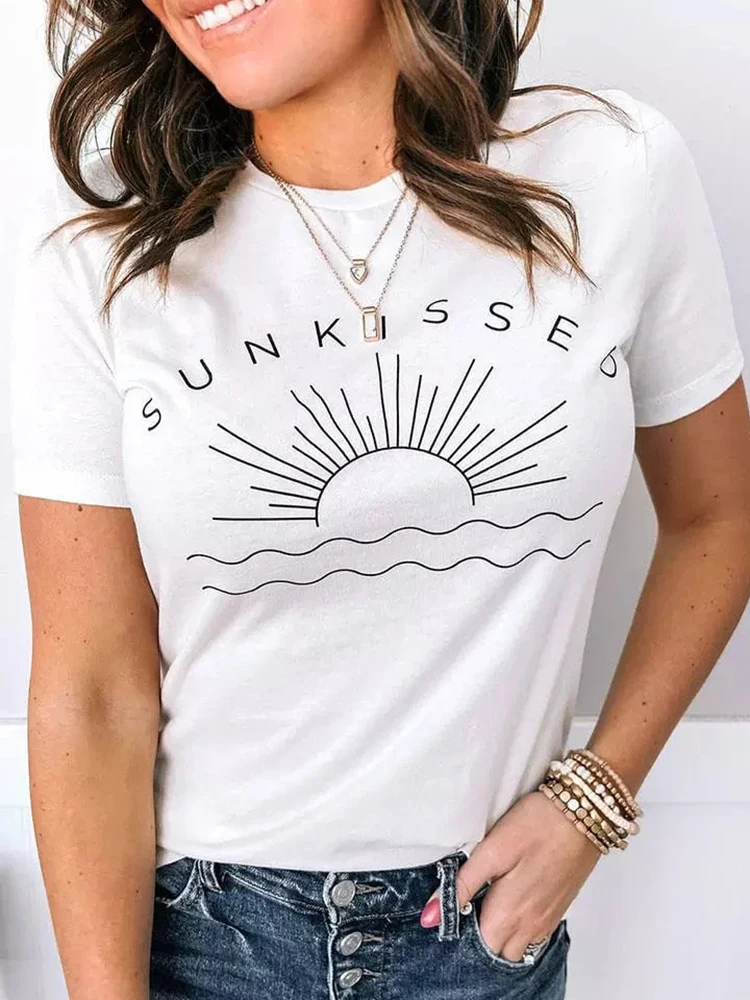 Sunkissed summer sunrise T-shirt Print T-Shirt Women's Tees Fashion Women Casual Tops O-Neck Sleeveless T-shirt
Sunkissed summer sunrise T-shirt Print T-Shirt Women's Tees Fashion Women Casual Tops O-Neck Sleeveless T-shirt