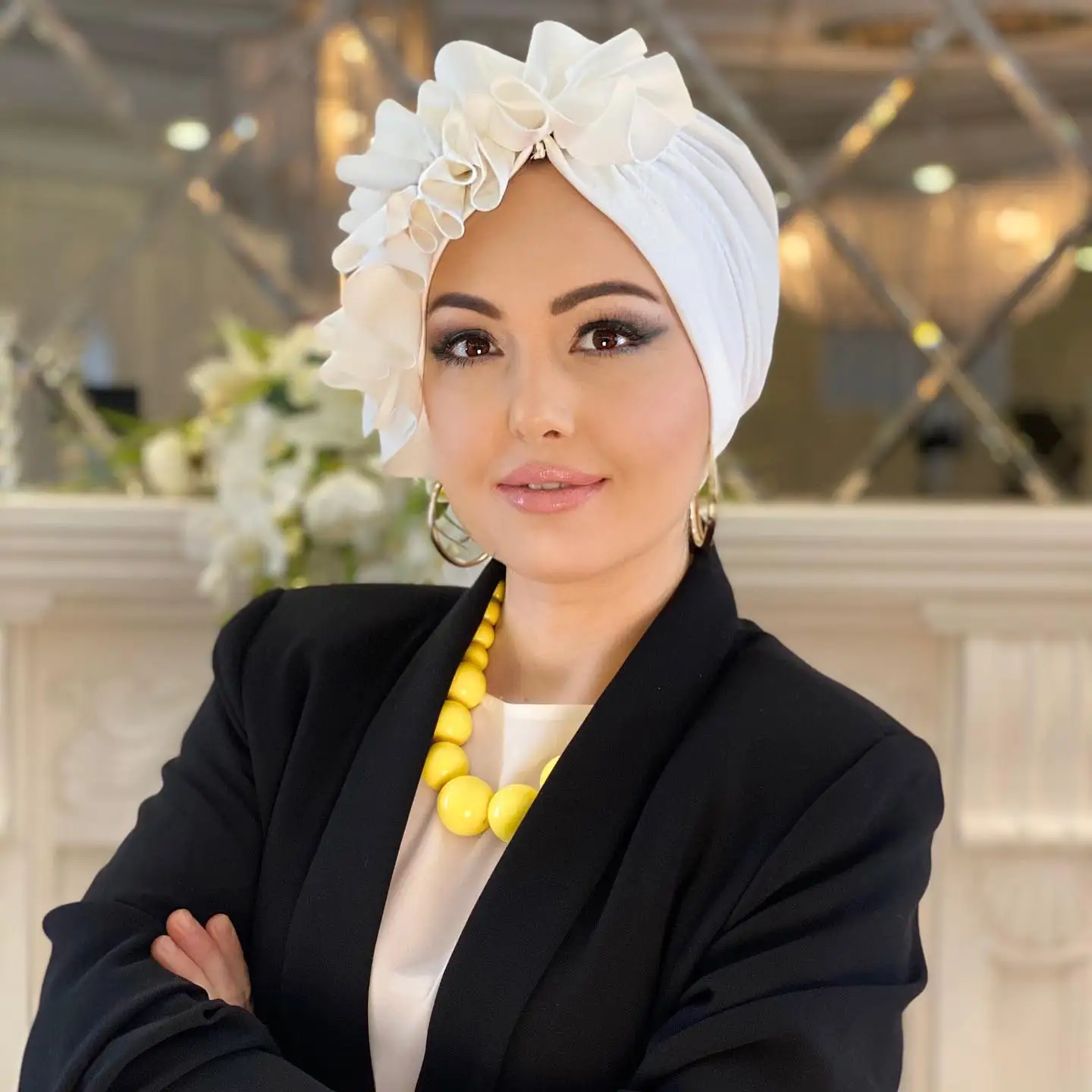 2021 Trendy suede turban caps for women tesettür muslim hijab scarf india african head wraps turbante mujer headscarf bonnet
2021 Trendy suede turban caps for women tesettür muslim hijab scarf india african head wraps turbante mujer headscarf bonnet