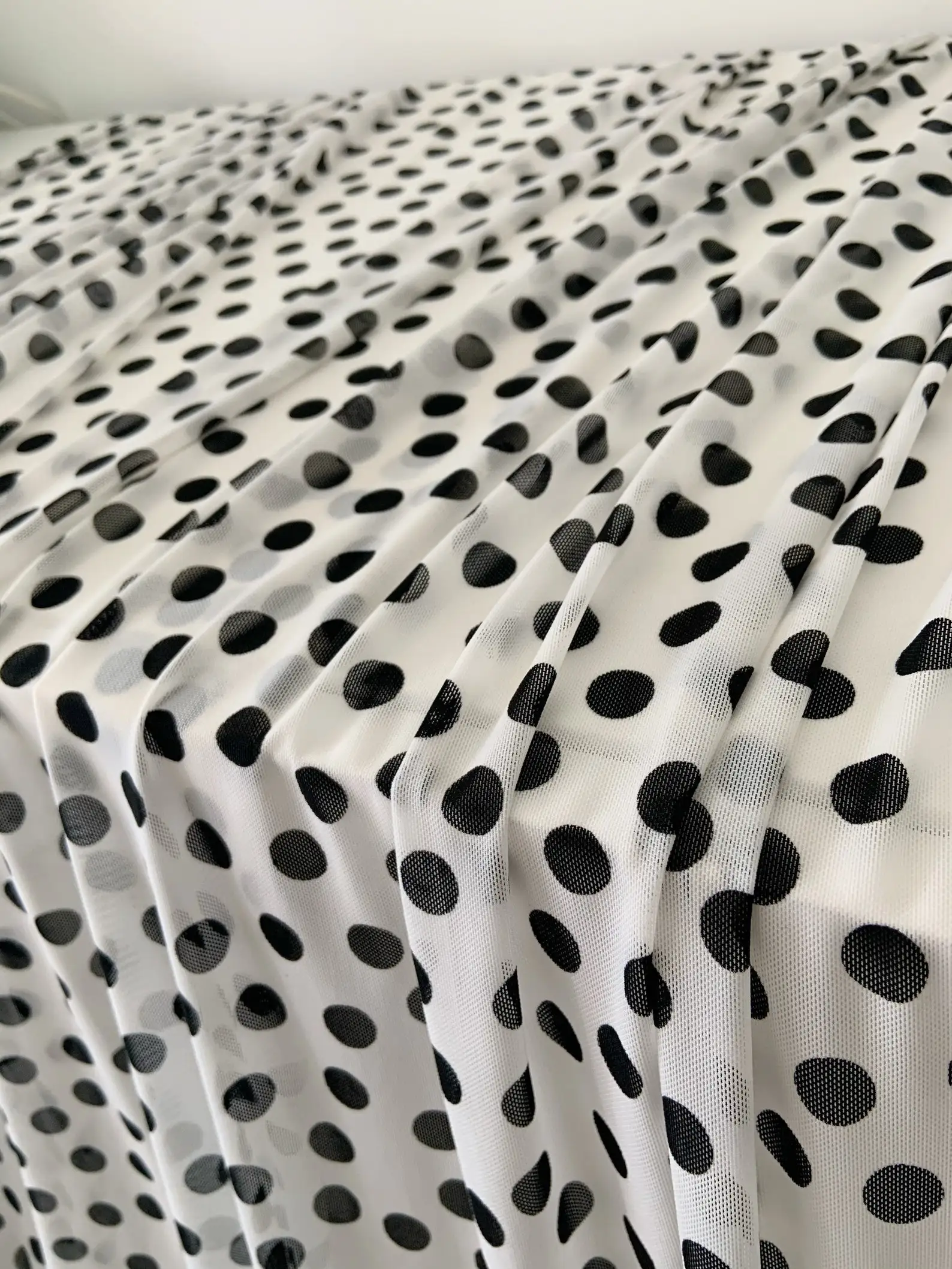 4 Way Stretch Wave Point Fabric High Elastic Leggings Making Fabric 60" wide By Yard
4 Way Stretch Wave Point Fabric High Elastic Leggings Making Fabric 60" wide By Yard