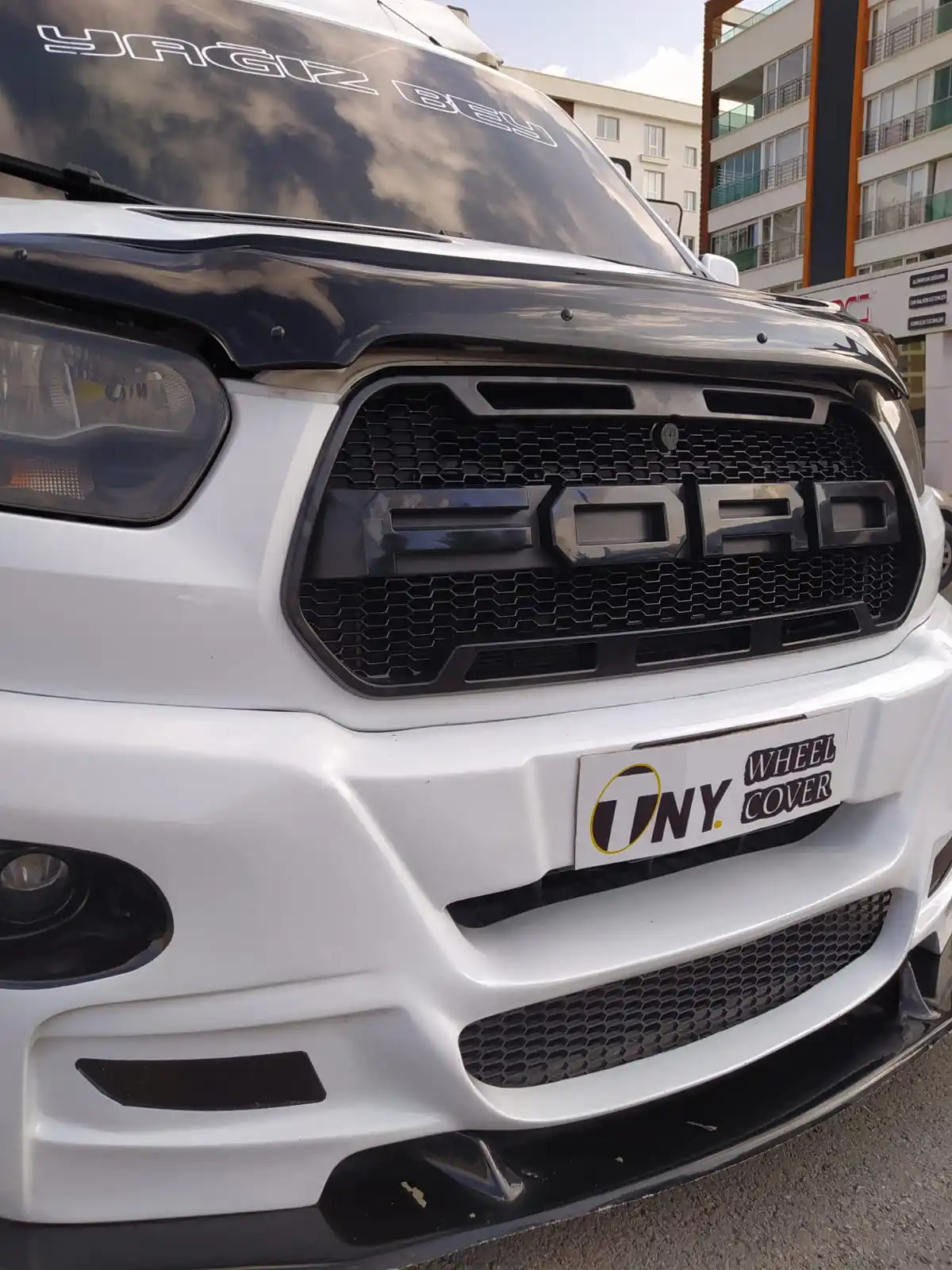 Genuine New Ford Transit mk8 facelift 2014 - 2018 Onward Ford Raptor Grille NEW Black Text
Genuine New Ford Transit mk8 facelift 2014 - 2018 Onward Ford Raptor Grille NEW Black Text
