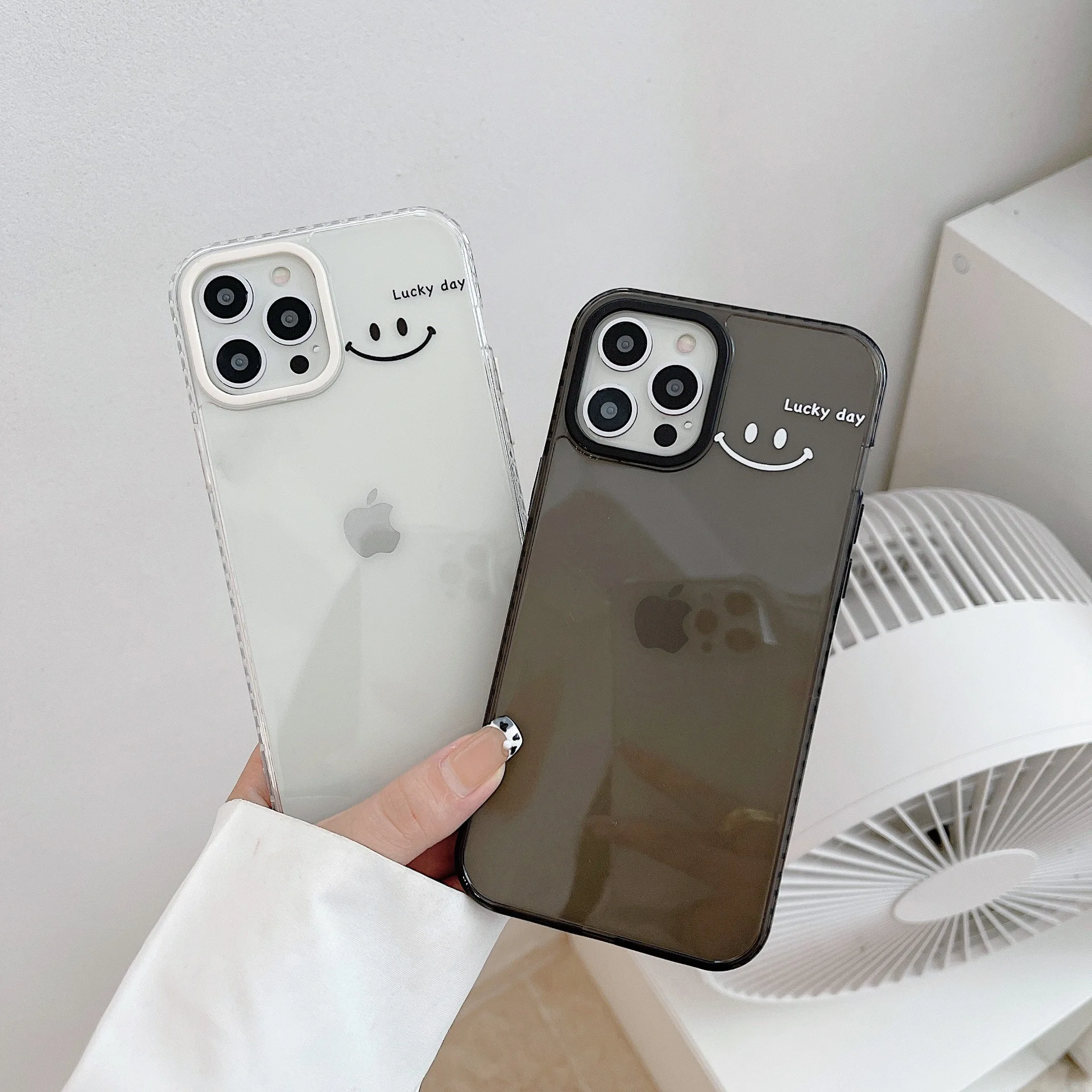 Fuuny Smiley Phone Case For iphone 12 mini 11 Xs max 13 pro max 7 x 8 xr Plus Silicone Protective Cover Capa Shell Conque
Fuuny Smiley Phone Case For iphone 12 mini 11 Xs max 13 pro max 7 x 8 xr Plus Silicone Protective Cover Capa Shell Conque