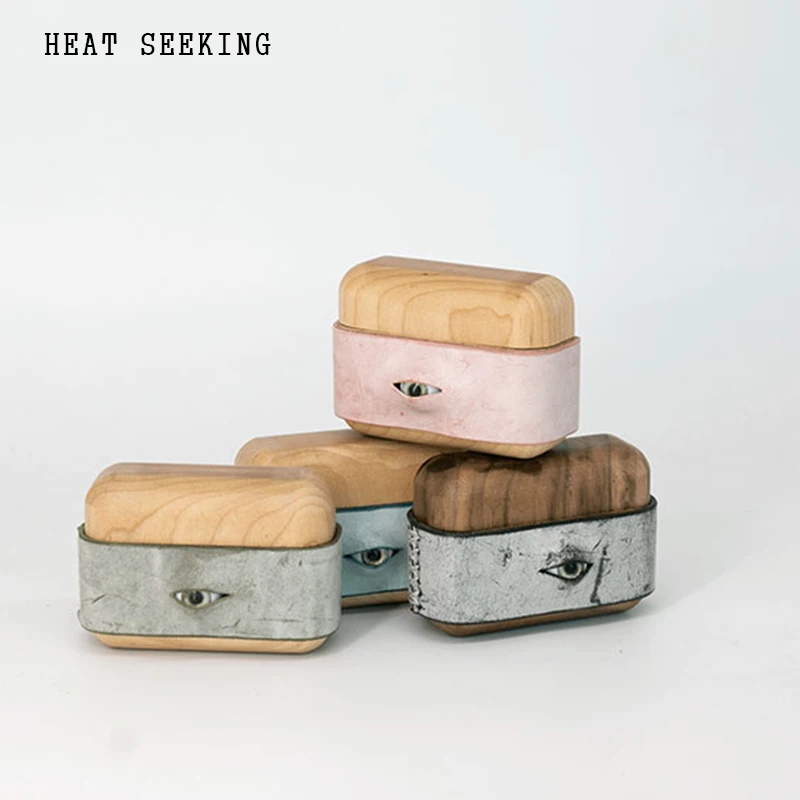 HEAT SEEKING Handmade fog wax leather Solid wood Airpods Pro case,Exquisite, Handmade, Personalized eyes Airpods Pro case
HEAT SEEKING Handmade fog wax leather Solid wood Airpods Pro case,Exquisite, Handmade, Personalized eyes Airpods Pro case