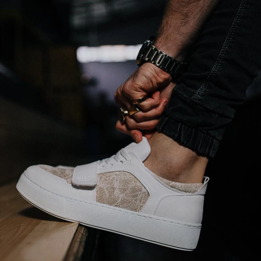Knack Men's Casual Shoes White Color (White Sole) Lace-Up Patterned Artificial Leather Summer Spring Season Walking Sneakers Shoes For Men With Free Shipping Designer Sneakers Man Shoes High Quality Luxury Brand 999
Knack Men's Casual Shoes White Color (White Sole) Lace-Up Patterned Artificial Leather Summer Spring Season Walking Sneakers Shoes For Men With Free Shipping Designer Sneakers Man Shoes High Quality Luxury Brand 999