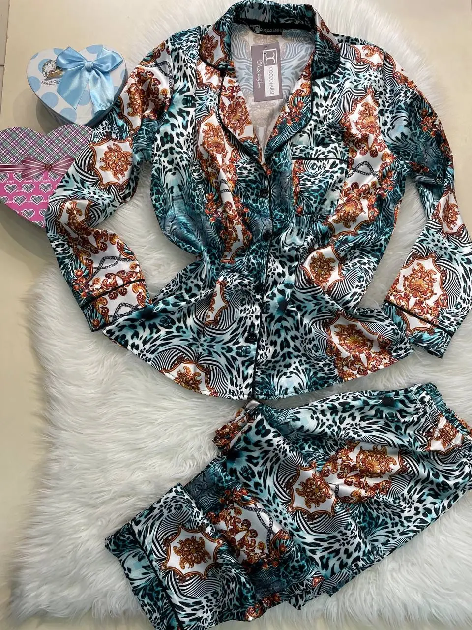 SATIN WOMEN PİJAMA KIT A QUALITY SLEEPWEAR BOTTOM TOP TOOL SATTIN PİJAMAS NIGHT HOME GİYİM
SATIN WOMEN PİJAMA KIT A QUALITY SLEEPWEAR BOTTOM TOP TOOL SATTIN PİJAMAS NIGHT HOME GİYİM