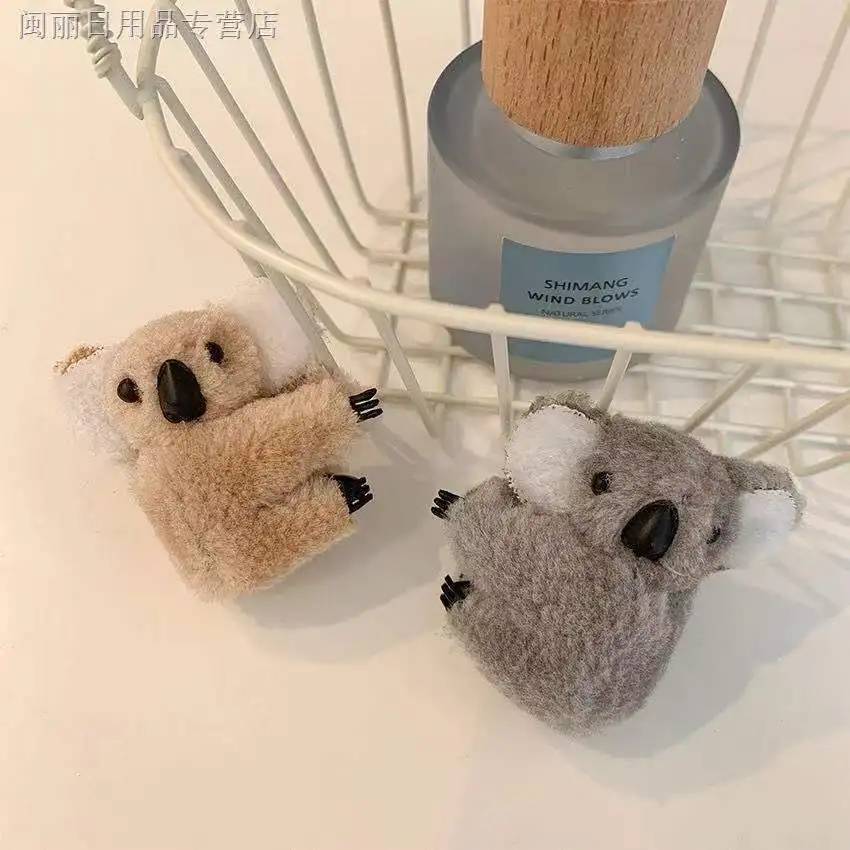 ICECLOUDS 2PCS Cartoon 3D Plush Koala Hairpin Hair Clip Cute Photograph Hair Accessories for Women Bag and Hair Accessories
ICECLOUDS 2PCS Cartoon 3D Plush Koala Hairpin Hair Clip Cute Photograph Hair Accessories for Women Bag and Hair Accessories