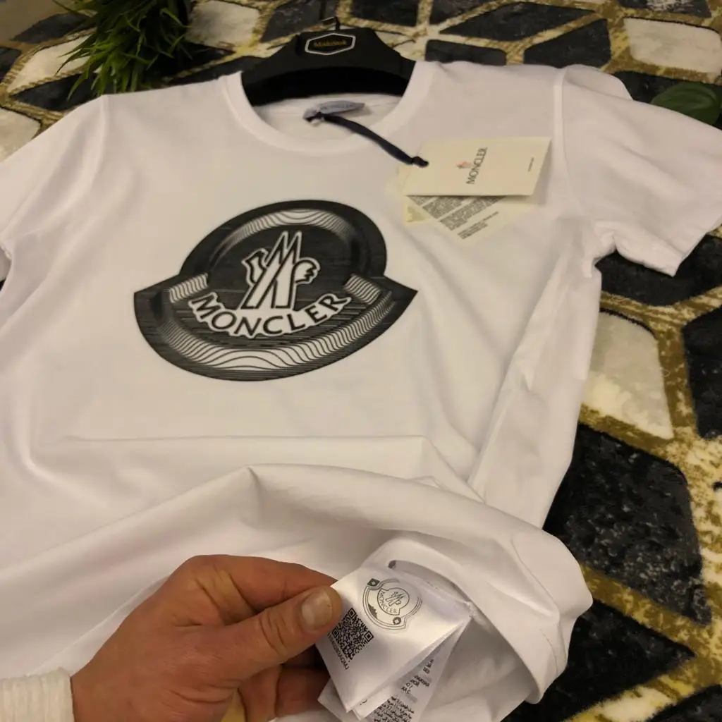 2021 Men Clothes T-Shirt Shirt Cotton Brand Casual Fashion New Season Male Man Mens Hot Sale Tshirt Summer
2021 Men Clothes T-Shirt Shirt Cotton Brand Casual Fashion New Season Male Man Mens Hot Sale Tshirt Summer