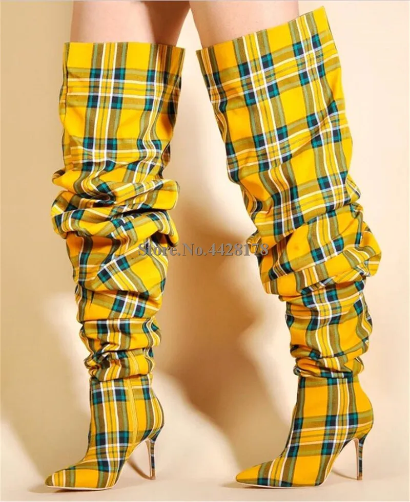 Женские сапоги выше колена в клетку, с острым носком, на высоком каблуке
Женские сапоги выше колена в клетку, с острым носком, на высоком каблуке