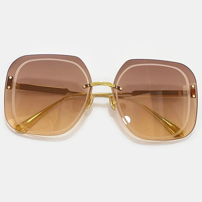 Солнцезащитные очки без оправы для мужчин и женщин, многоцветные солнечные аксессуары в квадратной оправе, брендовые дизайнерские очки
Солнцезащитные очки без оправы для мужчин и женщин, многоцветные солнечные аксессуары в квадратной оправе, брендовые дизайнерские очки