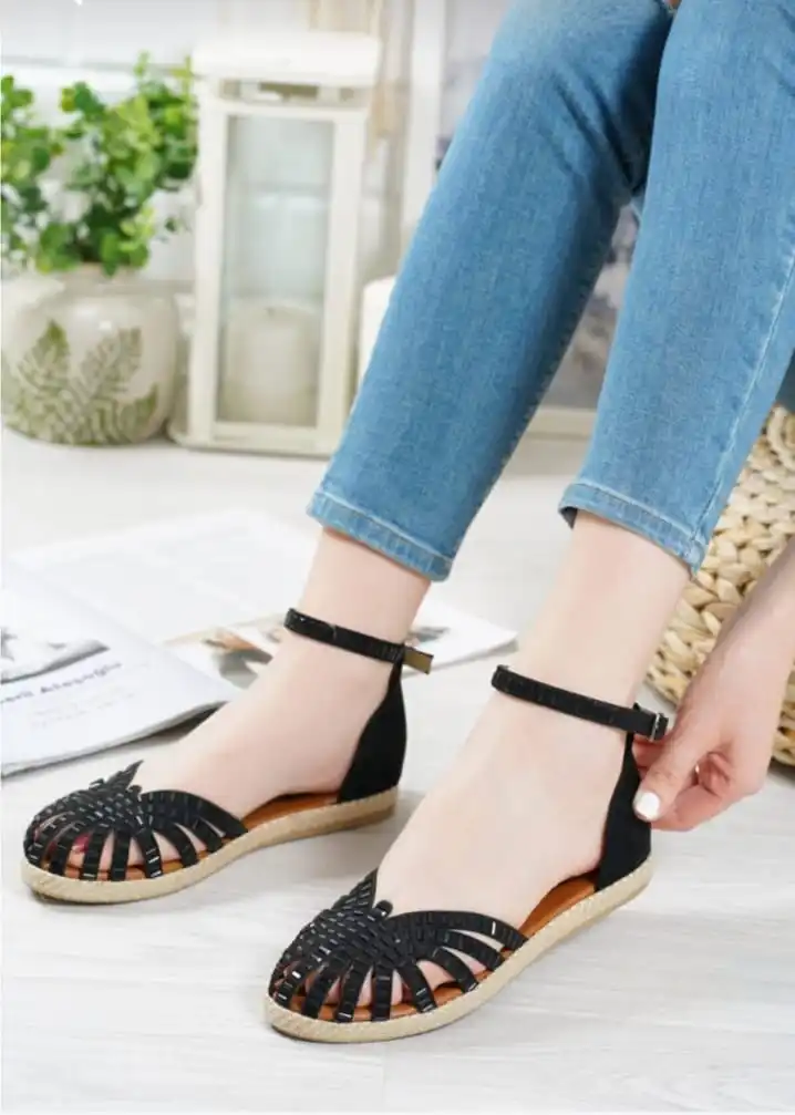 Women's sandals 2021 hot summer ladies slippers new candy color women's shoes special and daily clogs women's flats SUPER PRICE
Women's sandals 2021 hot summer ladies slippers new candy color women's shoes special and daily clogs women's flats SUPER PRICE