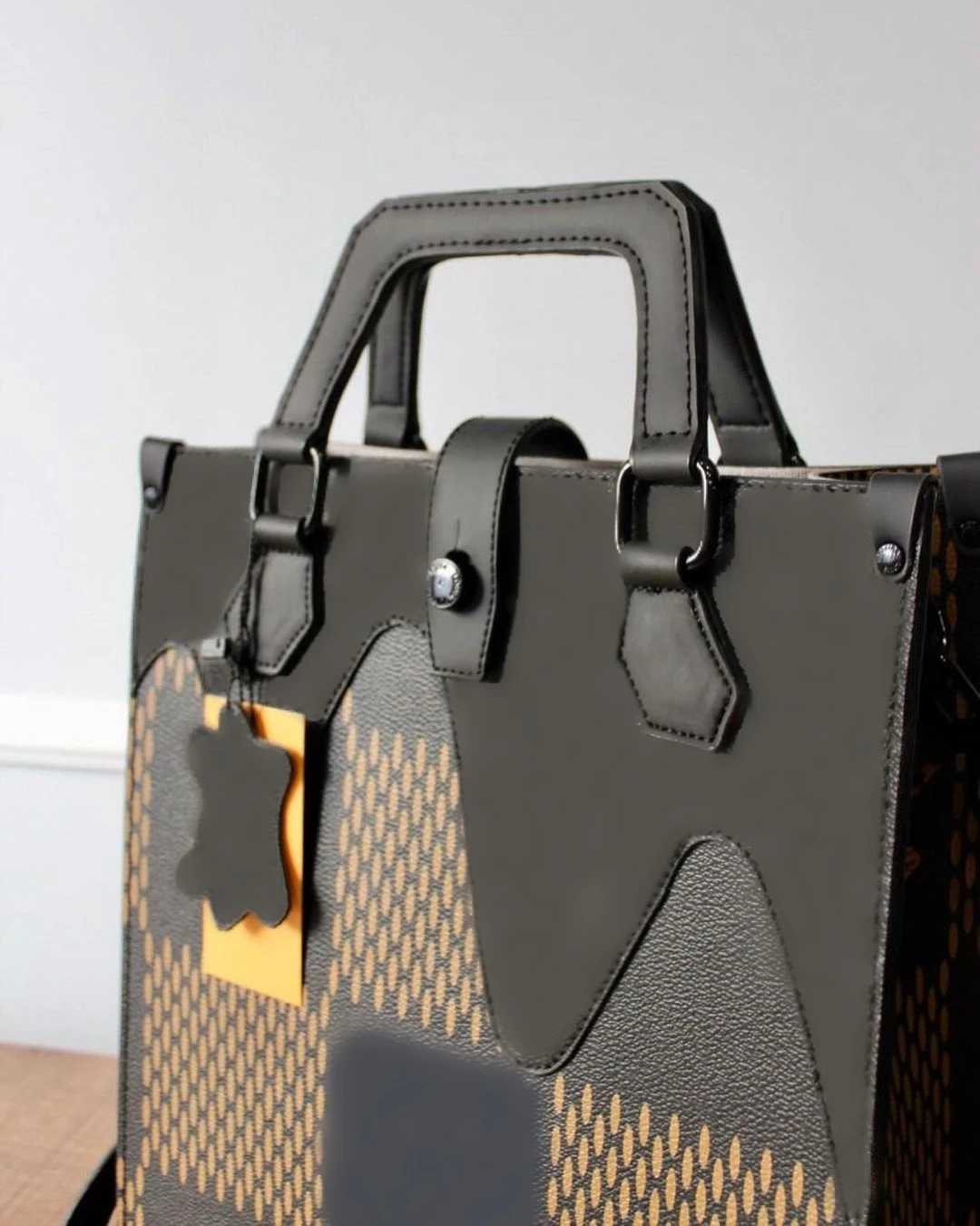 2021 women's Handbag Luxury Tote Design Trend Retro High Quality Attractive Beach Shopping Casual Big
2021 women's Handbag Luxury Tote Design Trend Retro High Quality Attractive Beach Shopping Casual Big