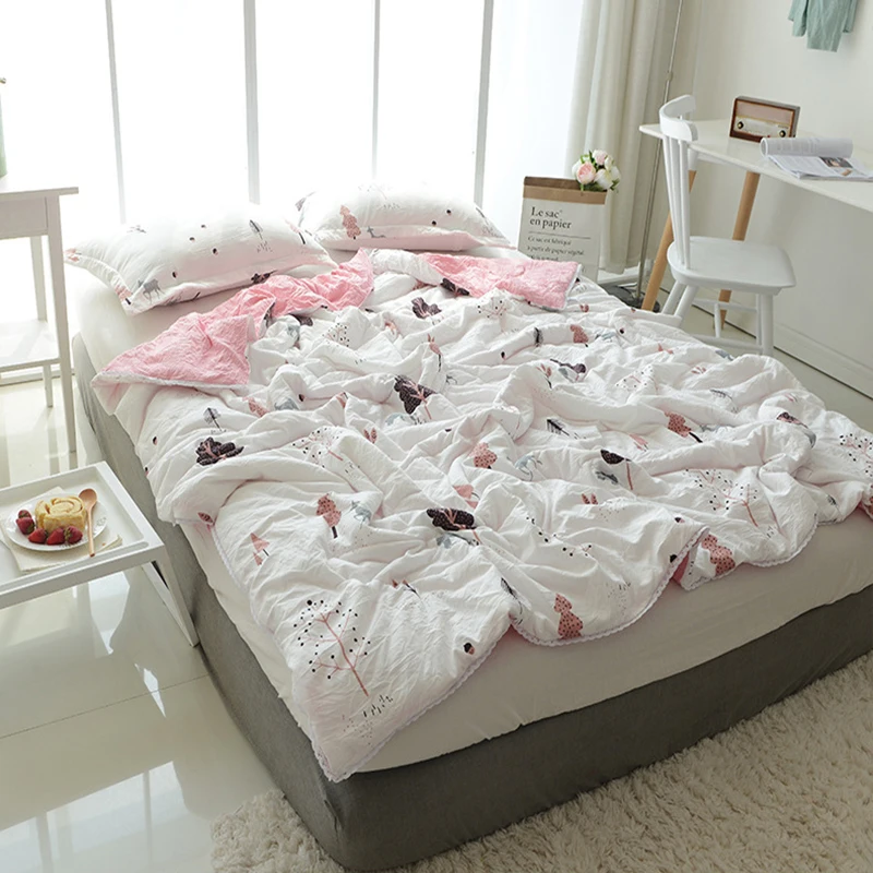 Cartoon Air Conditioned Thin Quilts Washed Cotton Simple Summer Cool Quilted Bedspread Suitable For Children Comfortable Blanket
Cartoon Air Conditioned Thin Quilts Washed Cotton Simple Summer Cool Quilted Bedspread Suitable For Children Comfortable Blanket