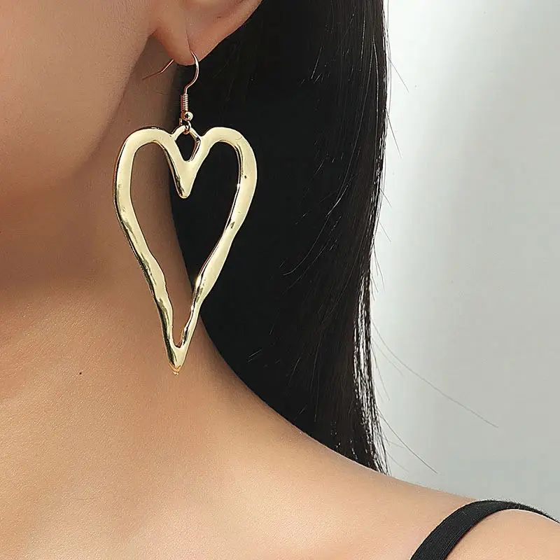 Big Love Heart Drop Earrings Gold Color Plated Dangle Earrings for Women European and American Style Peach Heart Jewelry Gifts
Big Love Heart Drop Earrings Gold Color Plated Dangle Earrings for Women European and American Style Peach Heart Jewelry Gifts