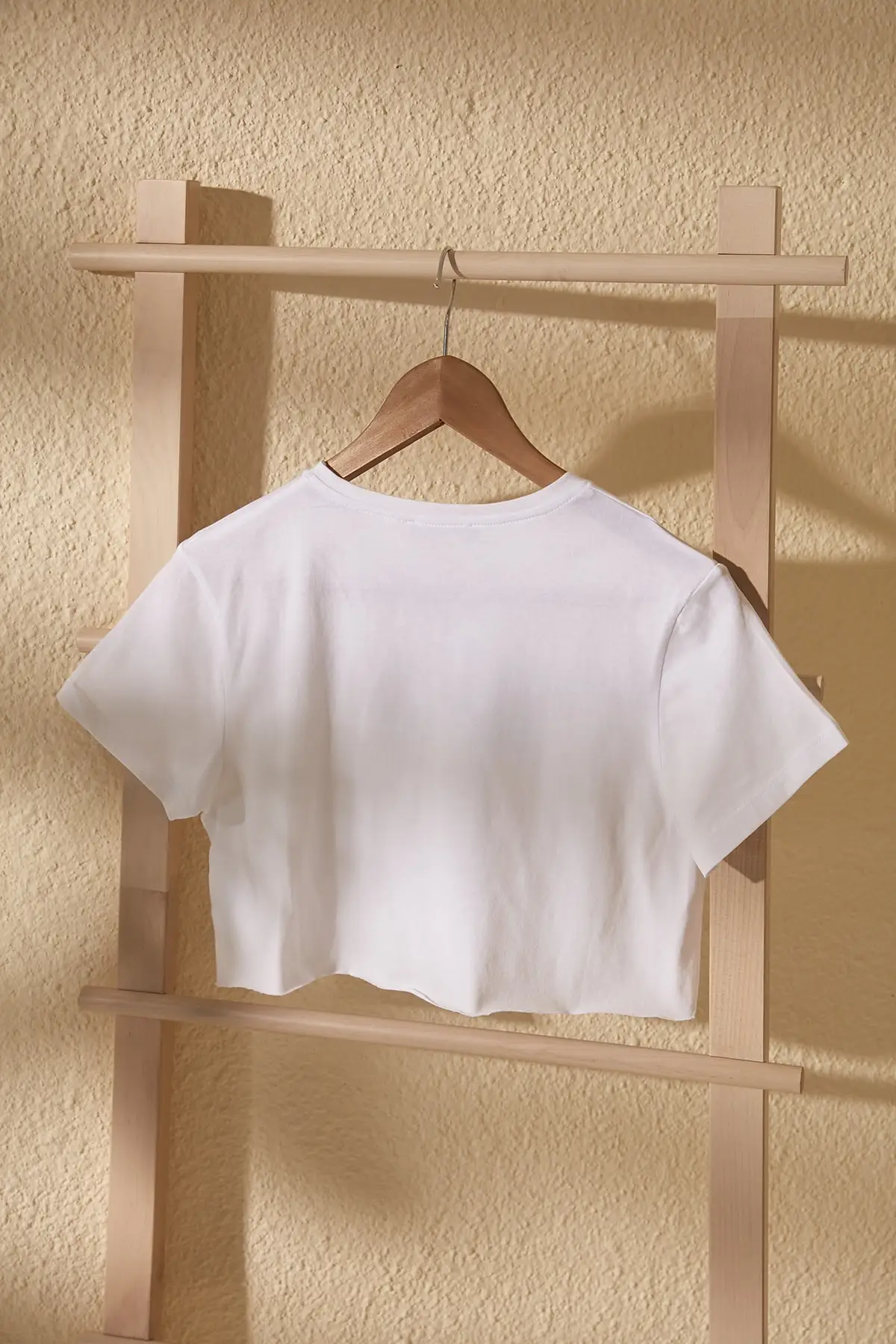 White Printed Knitted Crop T-Shirt tops zara woman 2020 bts anime kawai y2k camisetas de mujer
White Printed Knitted Crop T-Shirt tops zara woman 2020 bts anime kawai y2k camisetas de mujer
