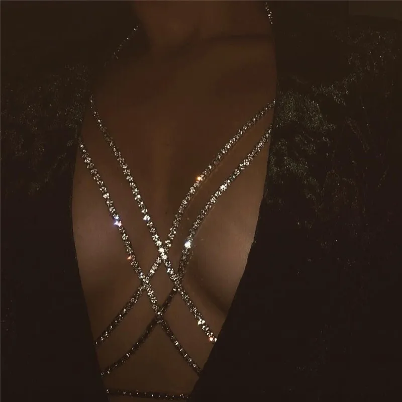 2021Fashion Overlapping Sternal Chain Woman Sexy Fashion Body Jewelry Rhinestone Geometric Trendy Golden Full Crystal Lady Chain
2021Fashion Overlapping Sternal Chain Woman Sexy Fashion Body Jewelry Rhinestone Geometric Trendy Golden Full Crystal Lady Chain