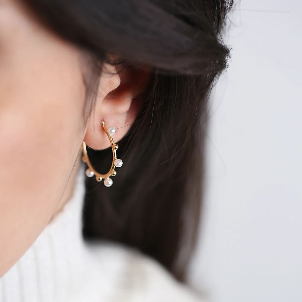 Silver Statement Earrings Pearl Hoop Earrings Large Hoops, Bohemian Earrings, Bouquets gift Big Multi Pearl Earrings
Silver Statement Earrings Pearl Hoop Earrings Large Hoops, Bohemian Earrings, Bouquets gift Big Multi Pearl Earrings