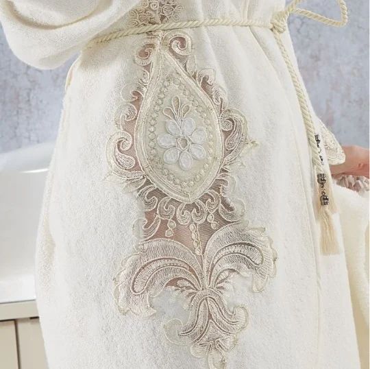Fancy Honeymoon Robe Quality towel set Bath Set Lady French Lace Sexi Bronoz Hooded Elonara
Fancy Honeymoon Robe Quality towel set Bath Set Lady French Lace Sexi Bronoz Hooded Elonara