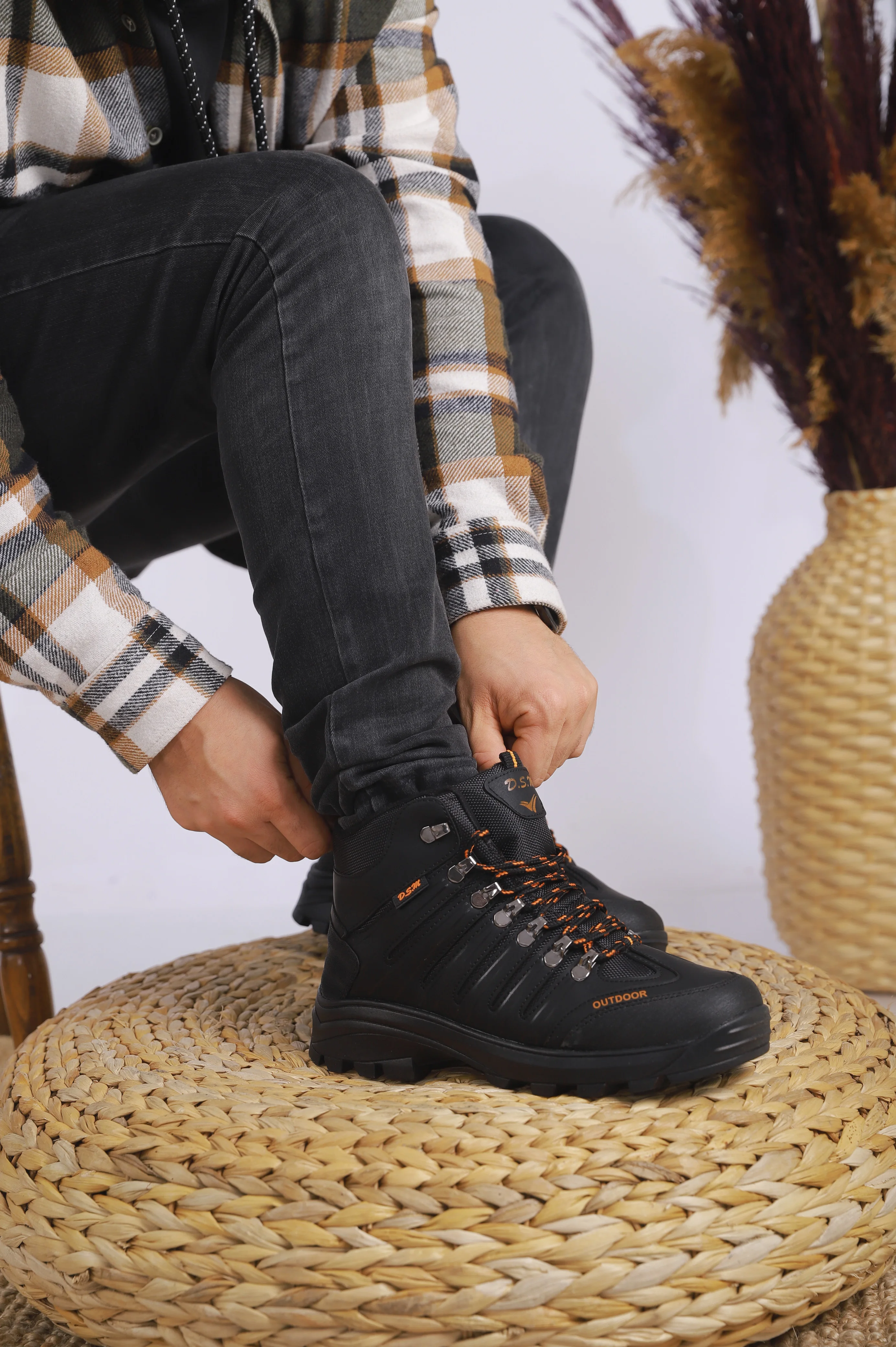 New Arrival Classics Style Men Hiking Shoes Lace Up Men Sport Camping Shoe Outdoor Jogging Trekking Sneakers Fast Free Shipping
New Arrival Classics Style Men Hiking Shoes Lace Up Men Sport Camping Shoe Outdoor Jogging Trekking Sneakers Fast Free Shipping