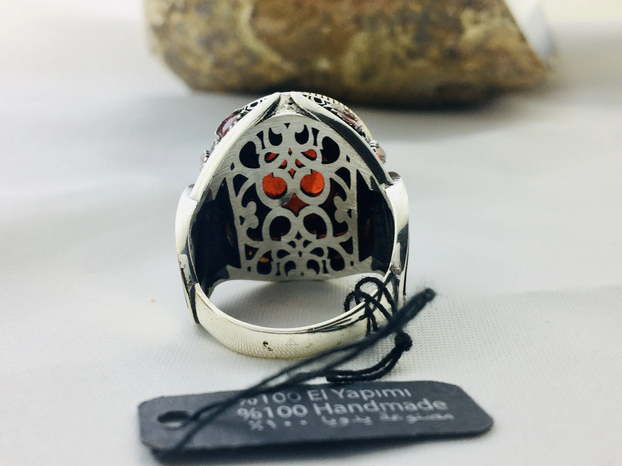 925 Solid Red Handmade Silver Ring Unisex Customized Model Healthy Onyx Stone Vintage Fashion Turkish Premium Quality Jewellery
925 Solid Red Handmade Silver Ring Unisex Customized Model Healthy Onyx Stone Vintage Fashion Turkish Premium Quality Jewellery