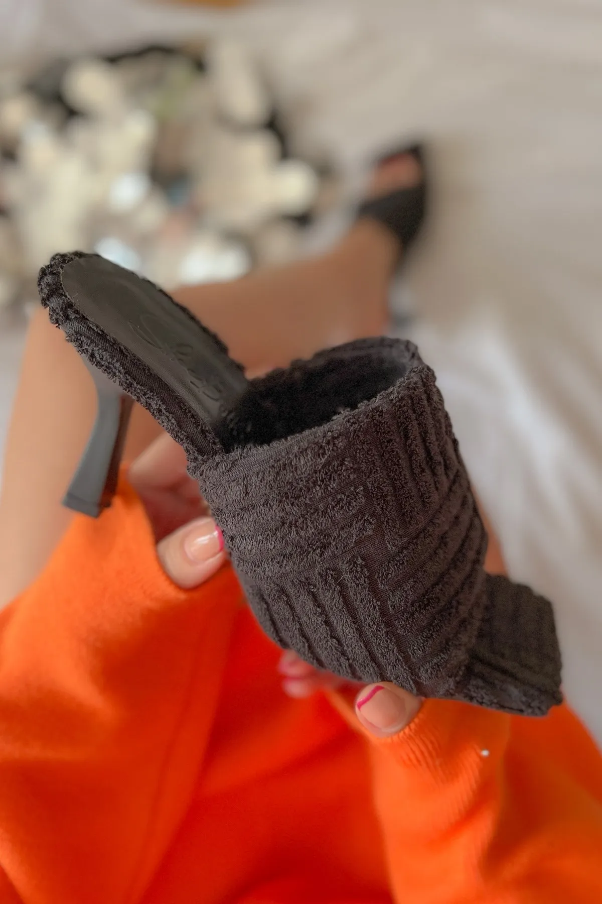 Woman Shoes Summer New Plush Upper High Heel Slippers Women Fashion Square Toe Thin Heels Everyday Office Sandals New 2022
Woman Shoes Summer New Plush Upper High Heel Slippers Women Fashion Square Toe Thin Heels Everyday Office Sandals New 2022