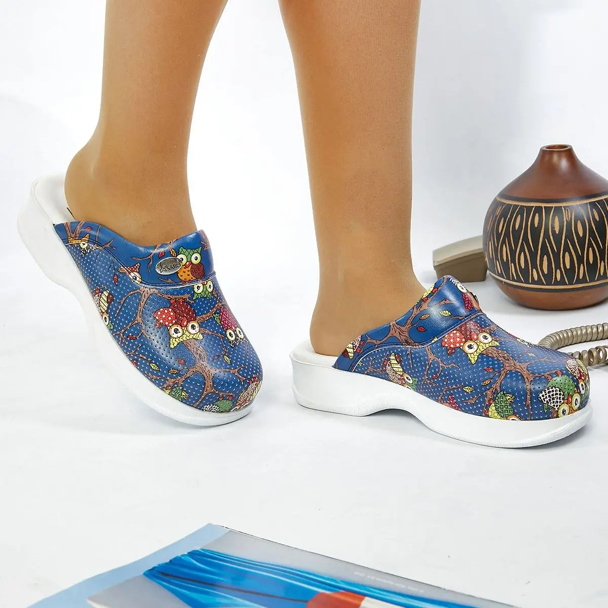 Belissa Blue Owl Pattern WSS Orthopedic 2021 New Slippers Platform Comfortable Comfort Nurse Doctor Hospital Orthopedic Women Shoes Fashion Design Walking Comfy Soft Breathable
Belissa Blue Owl Pattern WSS Orthopedic 2021 New Slippers Platform Comfortable Comfort Nurse Doctor Hospital Orthopedic Women Shoes Fashion Design Walking Comfy Soft Breathable