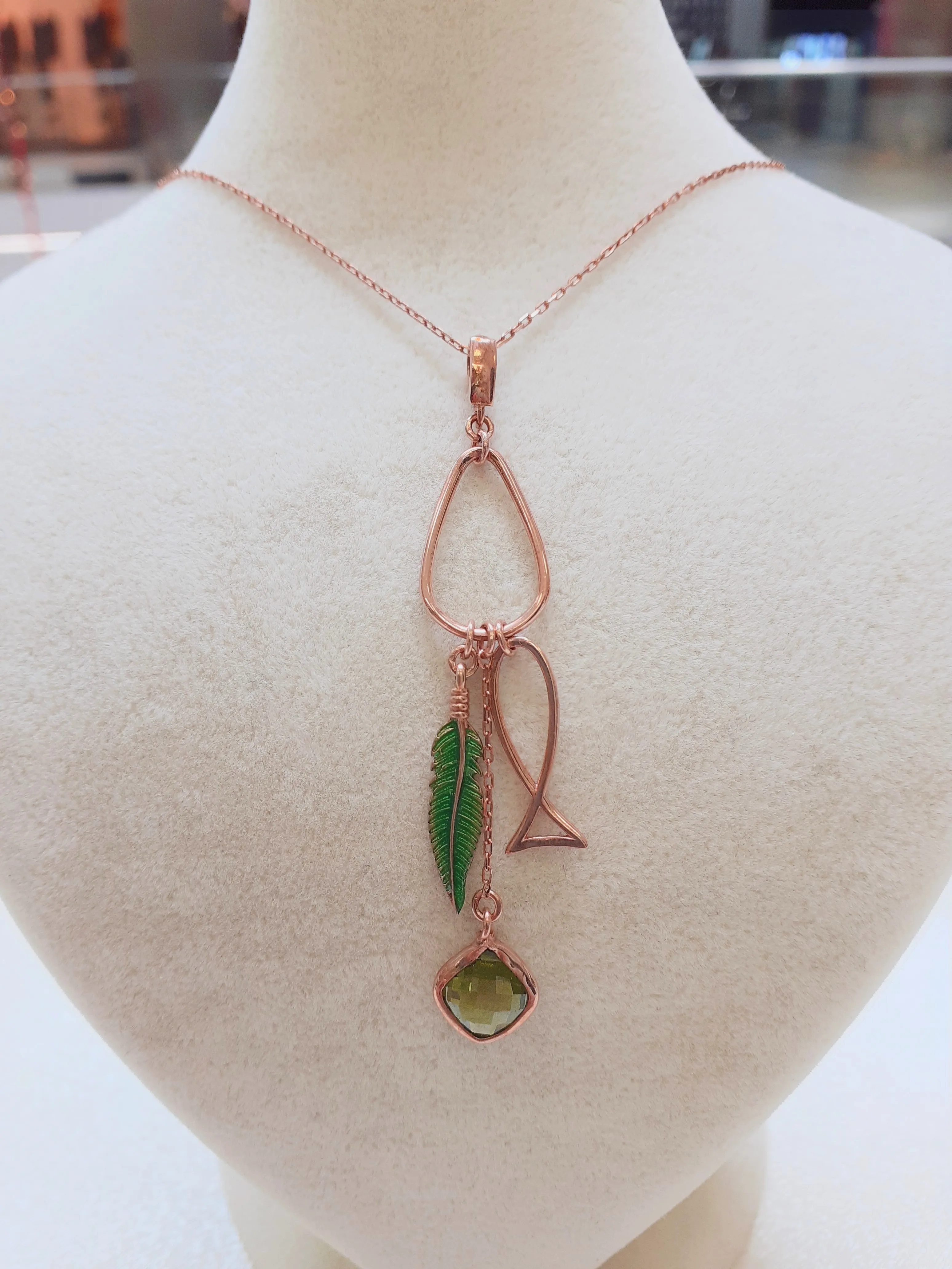 100% HAND MADE Silver Necklace JEWELRY, NATURAL JADE STONE. "Pomellato" style, 60 cm,Color:Bronze Last 1 item in stock 55% off
100% HAND MADE Silver Necklace JEWELRY, NATURAL JADE STONE. "Pomellato" style, 60 cm,Color:Bronze Last 1 item in stock 55% off