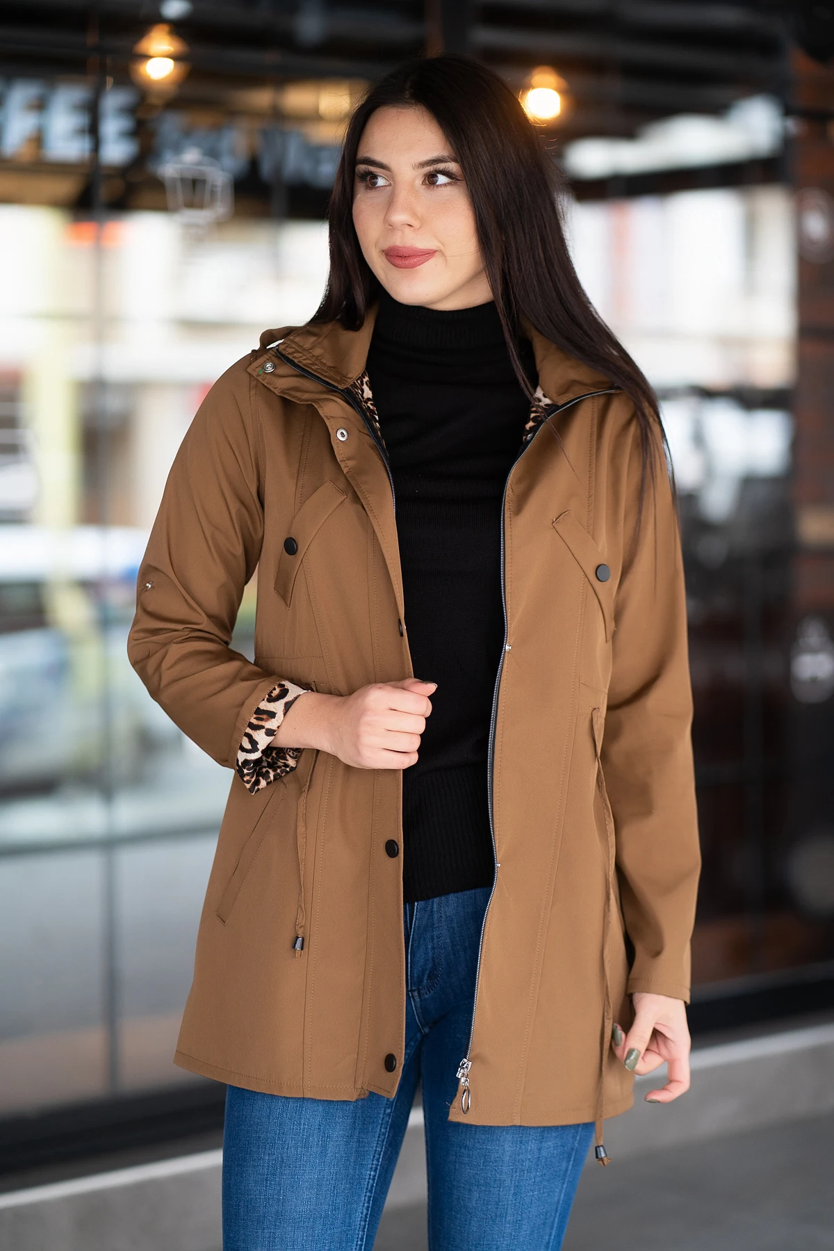 Women's Brown Foldable Sleeve Trench Coat
Women's Brown Foldable Sleeve Trench Coat