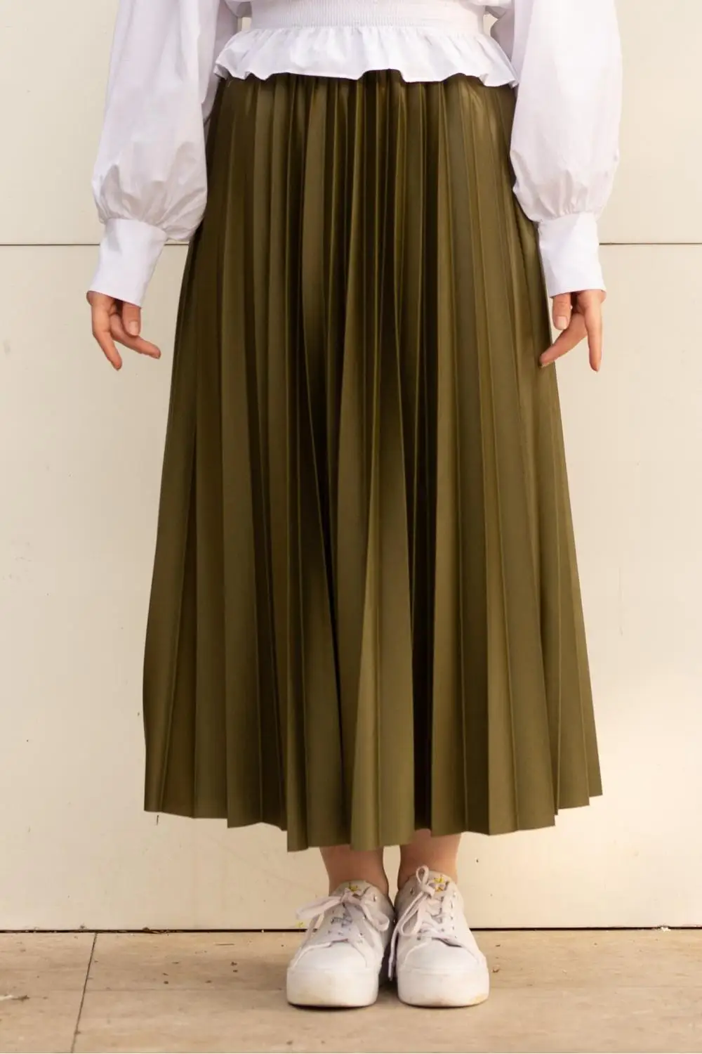 Muslim Spring 2021 Office Suit 2 Piece Set Casual Shirt Top Long Sleeve Women Set High Waist A Line Midi Skirt Ladies Blouse
Muslim Spring 2021 Office Suit 2 Piece Set Casual Shirt Top Long Sleeve Women Set High Waist A Line Midi Skirt Ladies Blouse