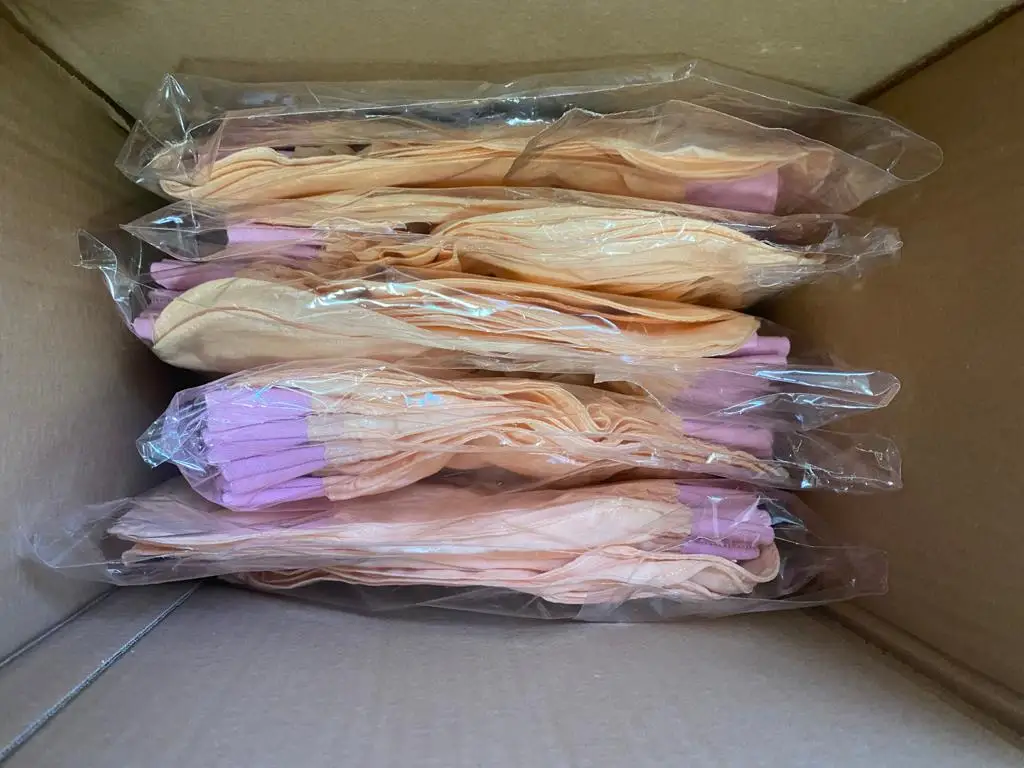 Exfoliating Gloves Set 100% Silk Body Scrub Exfoliator Bath Mitt Fake Tan Remover Wash Skin Moisturizing SPA Foam by Feel Fine
Exfoliating Gloves Set 100% Silk Body Scrub Exfoliator Bath Mitt Fake Tan Remover Wash Skin Moisturizing SPA Foam by Feel Fine
