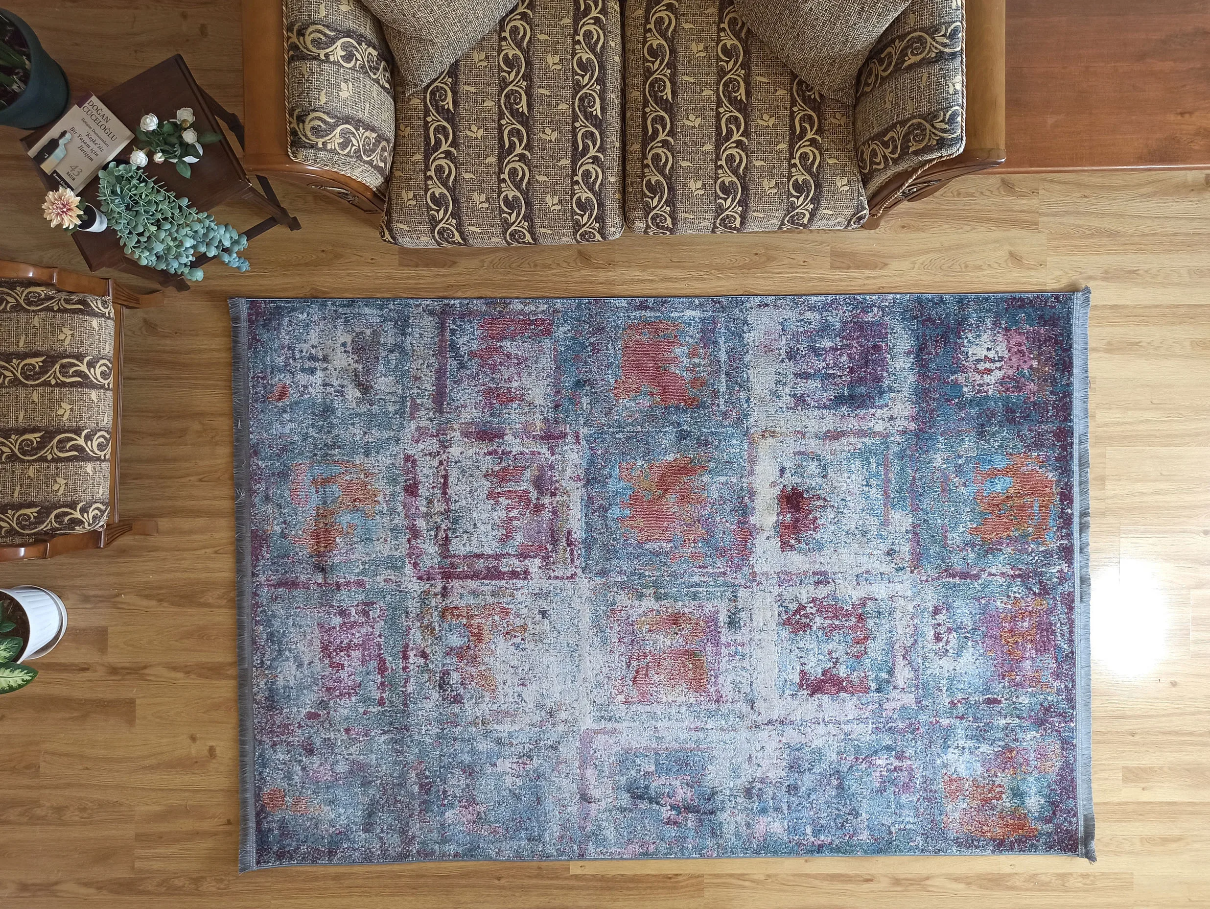 Turkish Multiple Colors Rug, Geometric Rug, Oriental Area, Artistic Traditional Unique Carpet, Bohemian Faded Distressed design
Turkish Multiple Colors Rug, Geometric Rug, Oriental Area, Artistic Traditional Unique Carpet, Bohemian Faded Distressed design