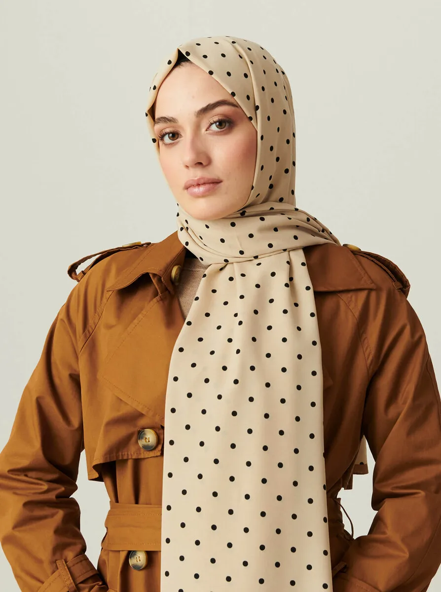 Scarf shawl wrap sport model 2021 women easy shape patterned medina silk new comfortable luxury quality useful warm handy
Scarf shawl wrap sport model 2021 women easy shape patterned medina silk new comfortable luxury quality useful warm handy