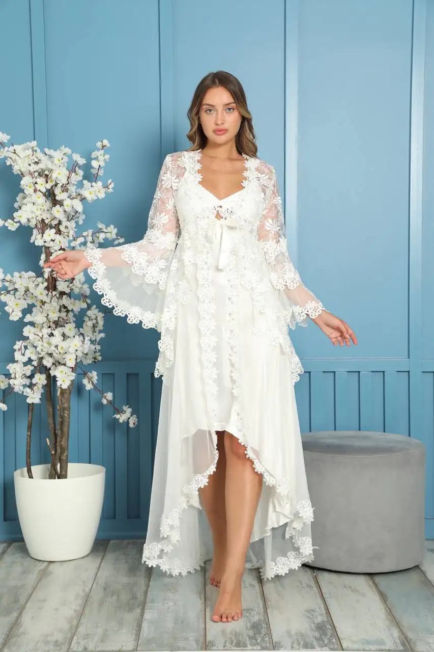Women's Nightgown Negligee Set White Lace Long Length Underwear Can Be Worn At Home Comfortable Bed 2 Piece Sexy Model Wedding D
Women's Nightgown Negligee Set White Lace Long Length Underwear Can Be Worn At Home Comfortable Bed 2 Piece Sexy Model Wedding D