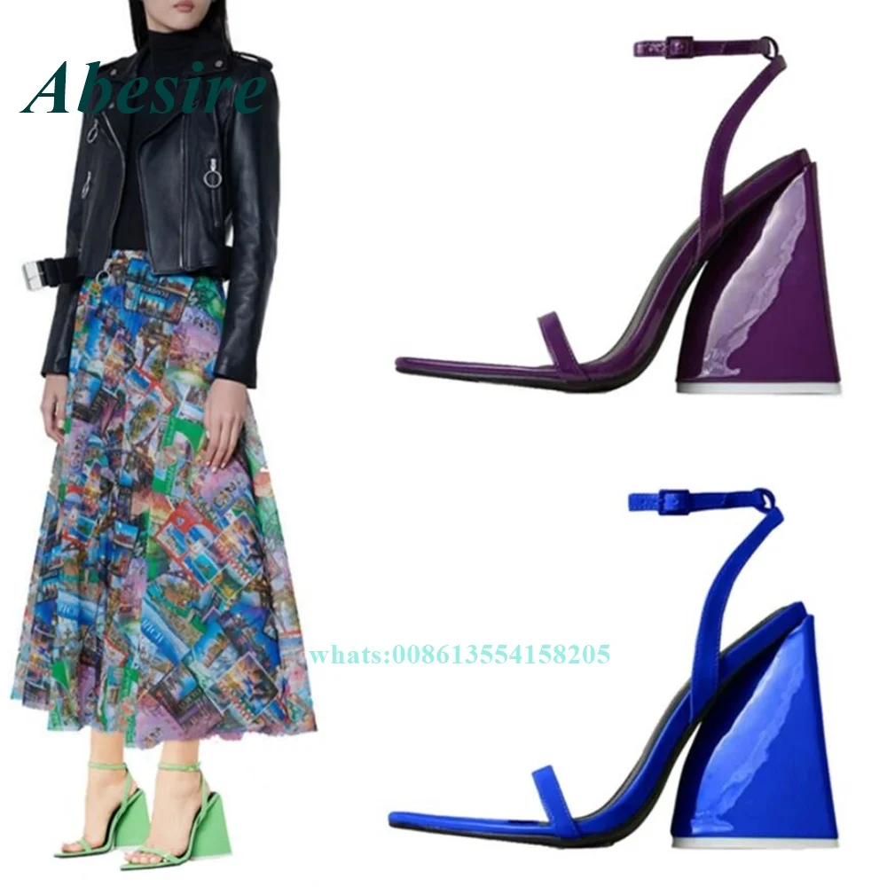 2022 Spring Summer New Arrival Open Toe Chunky Heel Sandals Buckle Strap Patent Leather Women Shoes Super High Heels One Strap
2022 Spring Summer New Arrival Open Toe Chunky Heel Sandals Buckle Strap Patent Leather Women Shoes Super High Heels One Strap