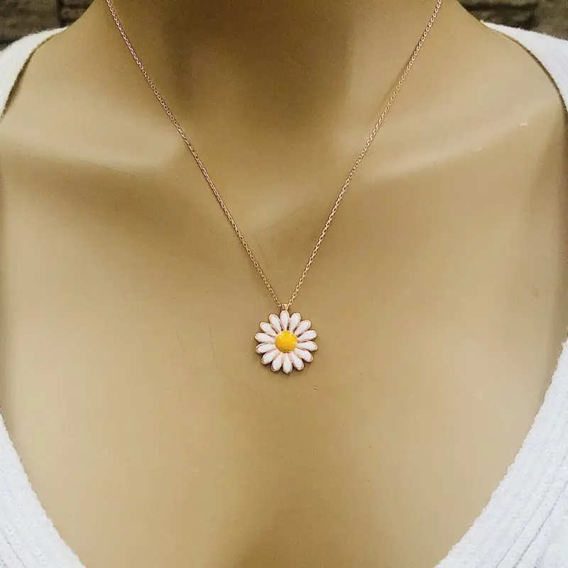 Whıte Daisy 925 Sterling Silver Necklace Women Girls Gift Jewelry Accessories Fashion Handmade Elegant Chain 
Whıte Daisy 925 Sterling Silver Necklace Women Girls Gift Jewelry Accessories Fashion Handmade Elegant Chain