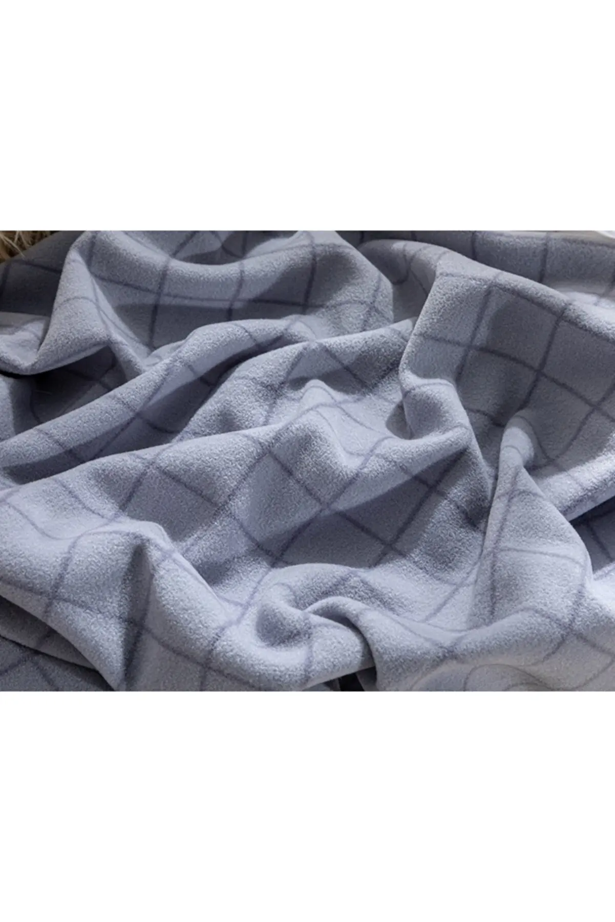 Polar fleece Tv Blanket Home Room New Generation High Quality Colorful 120x170 Convenient Color Rose Blue Bedroom Living Room
Polar fleece Tv Blanket Home Room New Generation High Quality Colorful 120x170 Convenient Color Rose Blue Bedroom Living Room
