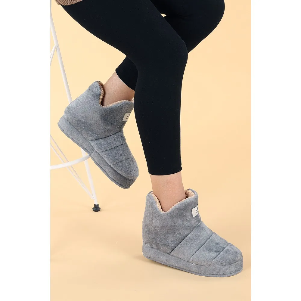 Women Winter House Slippers Women's Cozy Daily Furry Closed Toe w/Indoor Outdoor Slippers
Women Winter House Slippers Women's Cozy Daily Furry Closed Toe w/Indoor Outdoor Slippers