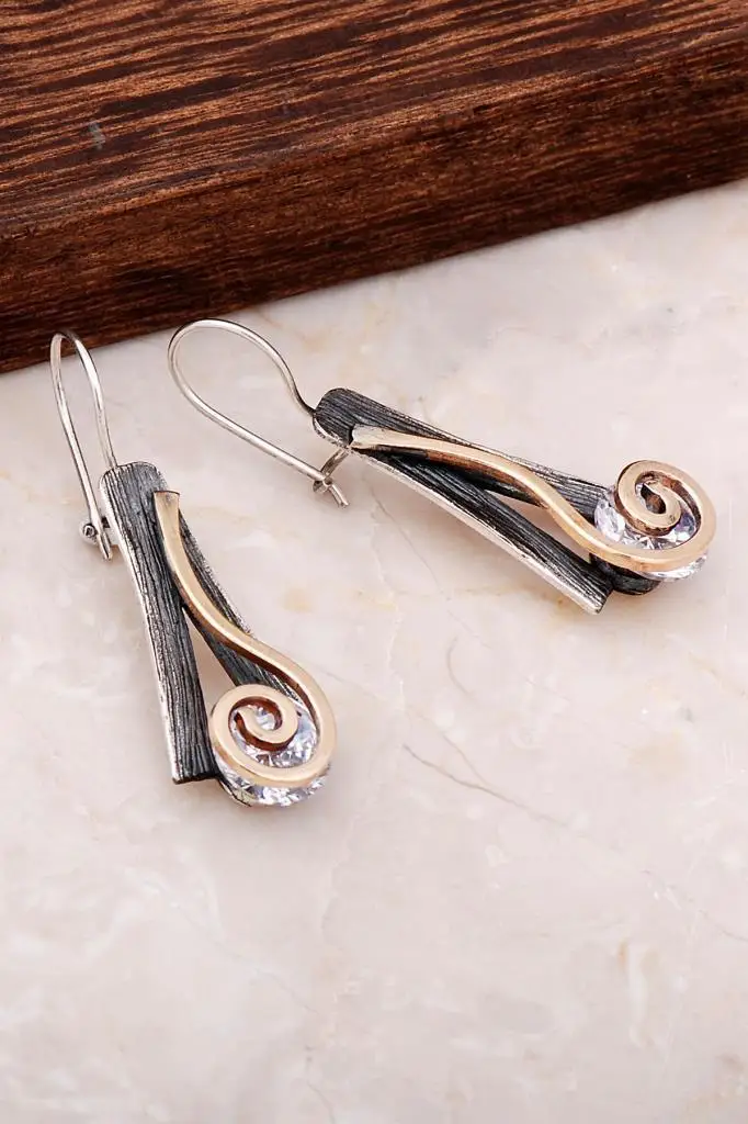Design Handmade Silver Earrings 4776 High Quality Hand Made Original Filigree Silver Jewellery Gift for Women
Design Handmade Silver Earrings 4776 High Quality Hand Made Original Filigree Silver Jewellery Gift for Women
