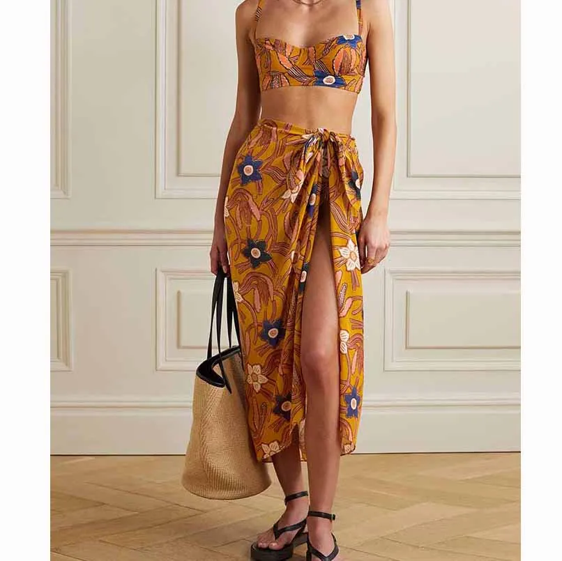 Summer Sexy 3 Piece Swimsuit Female Retro Swimwear Printed Skirt Beach Asymmetrical Swimwear with Cover Up Designer Bathing Suit 
Summer Sexy 3 Piece Swimsuit Female Retro Swimwear Printed Skirt Beach Asymmetrical Swimwear with Cover Up Designer Bathing Suit