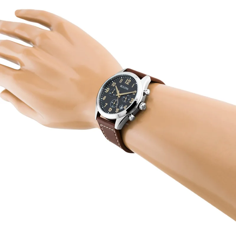Наручные часы Bulova 96B301 мужские с кварцевым хронографом на кожаном ремешке |