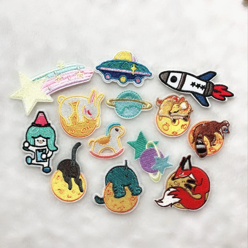 100pcs/lot Cosmic Space Moon Embroidery Patch Horse Badge Clothing Decoration Strange Things Iron on Heat Transfers for Clothes
100pcs/lot Cosmic Space Moon Embroidery Patch Horse Badge Clothing Decoration Strange Things Iron on Heat Transfers for Clothes