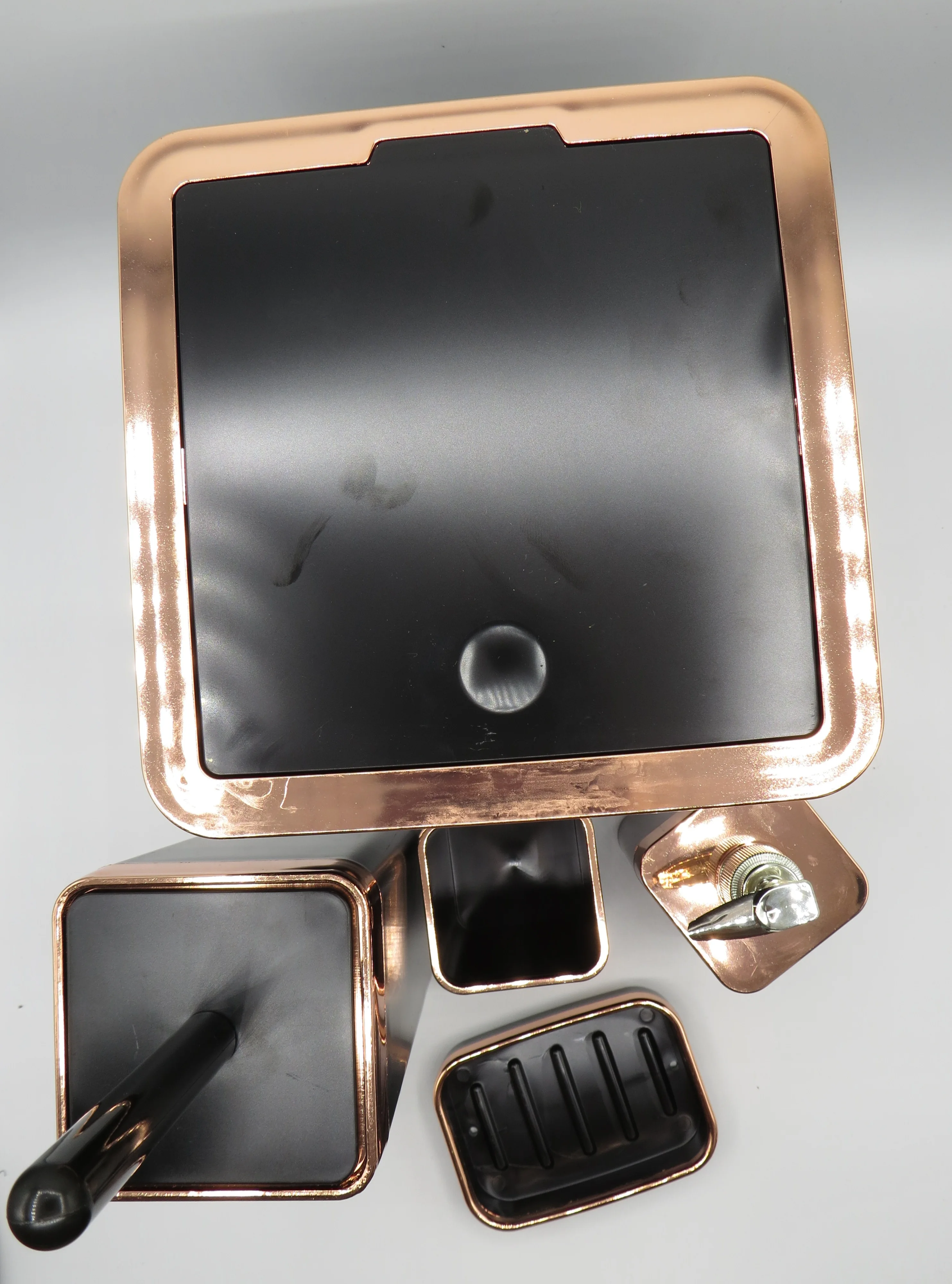 Bathroom Accessories Set Black White 5 Pieces Toothbrush Holder Soap Dispenser Toilet Brush Trash Can Pump Soap Dispenser Luxury
Bathroom Accessories Set Black White 5 Pieces Toothbrush Holder Soap Dispenser Toilet Brush Trash Can Pump Soap Dispenser Luxury