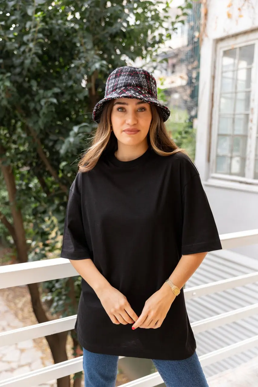 MYAKA OVERSIZE COTTON TSHIRT