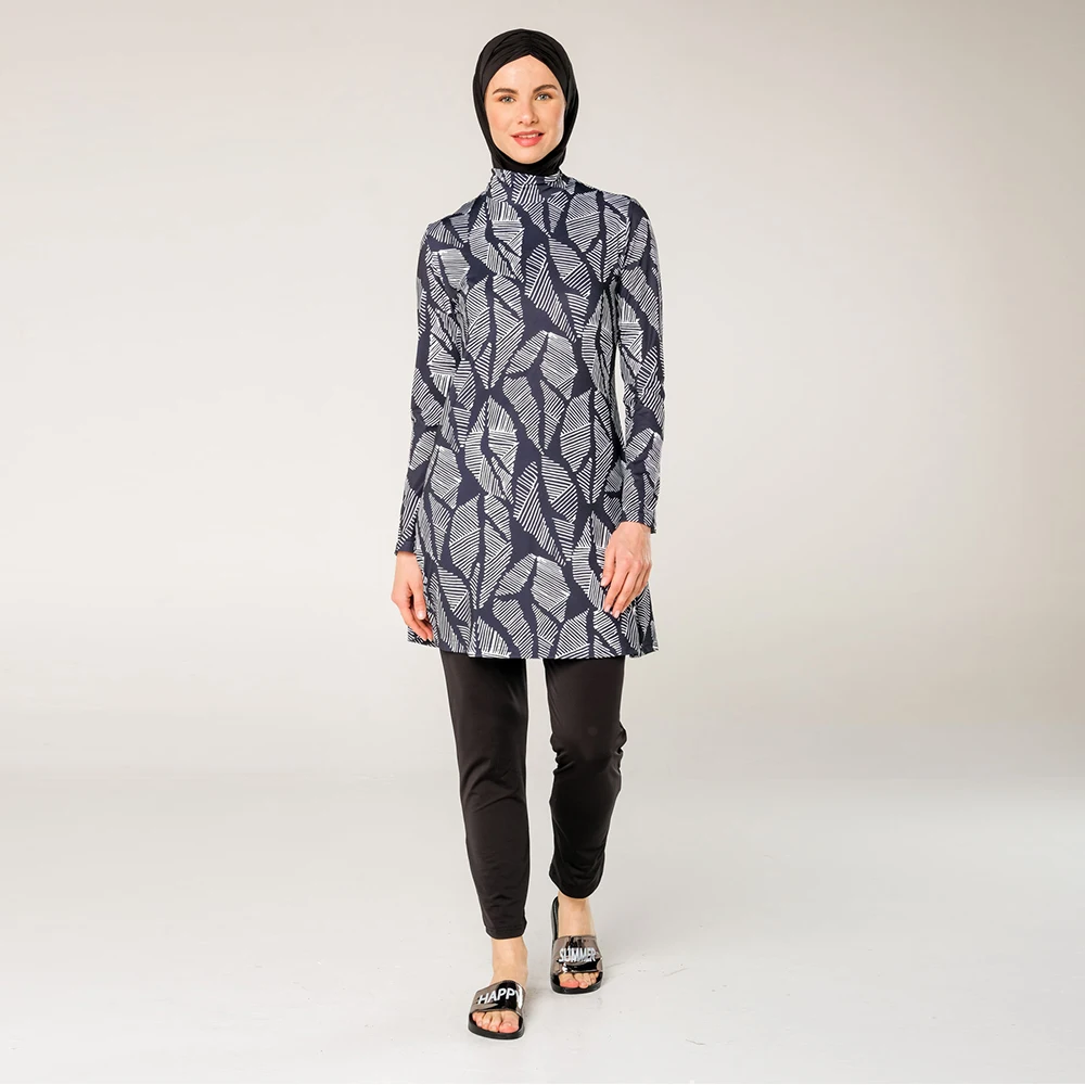 Muslim Swimwear Burkini Islamic Women Modest Hijab Beachwear Islamic Swimsuit Plus Size
Muslim Swimwear Burkini Islamic Women Modest Hijab Beachwear Islamic Swimsuit Plus Size