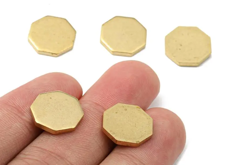 Brass Octagon Blank - Raw Brass Octagon Blank - Brass Octagon Tag - Brass Stamping Tag - 6Pcs/Lot - 14.06x14.06x2.02mm - PP2682
Brass Octagon Blank - Raw Brass Octagon Blank - Brass Octagon Tag - Brass Stamping Tag - 6Pcs/Lot - 14.06x14.06x2.02mm - PP2682
