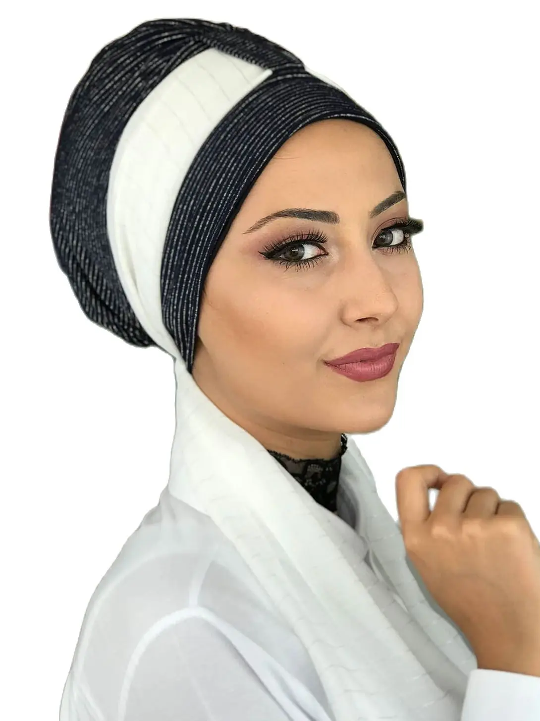 New Fashion 2021 Hijab Turban Lady Hat Seasonal Scarf Hijab Foulard Single Size Navy Blue Hijab Bathing Cap
New Fashion 2021 Hijab Turban Lady Hat Seasonal Scarf Hijab Foulard Single Size Navy Blue Hijab Bathing Cap