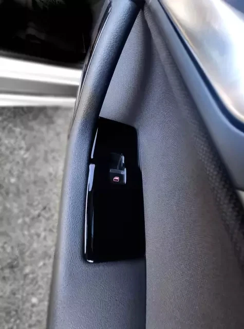 For 2006-2012 Audi A3 Sportback Interior Door Trim Decor Frames Accessorie Piano Black Silver Wood Carbon Fiber
For 2006-2012 Audi A3 Sportback Interior Door Trim Decor Frames Accessorie Piano Black Silver Wood Carbon Fiber