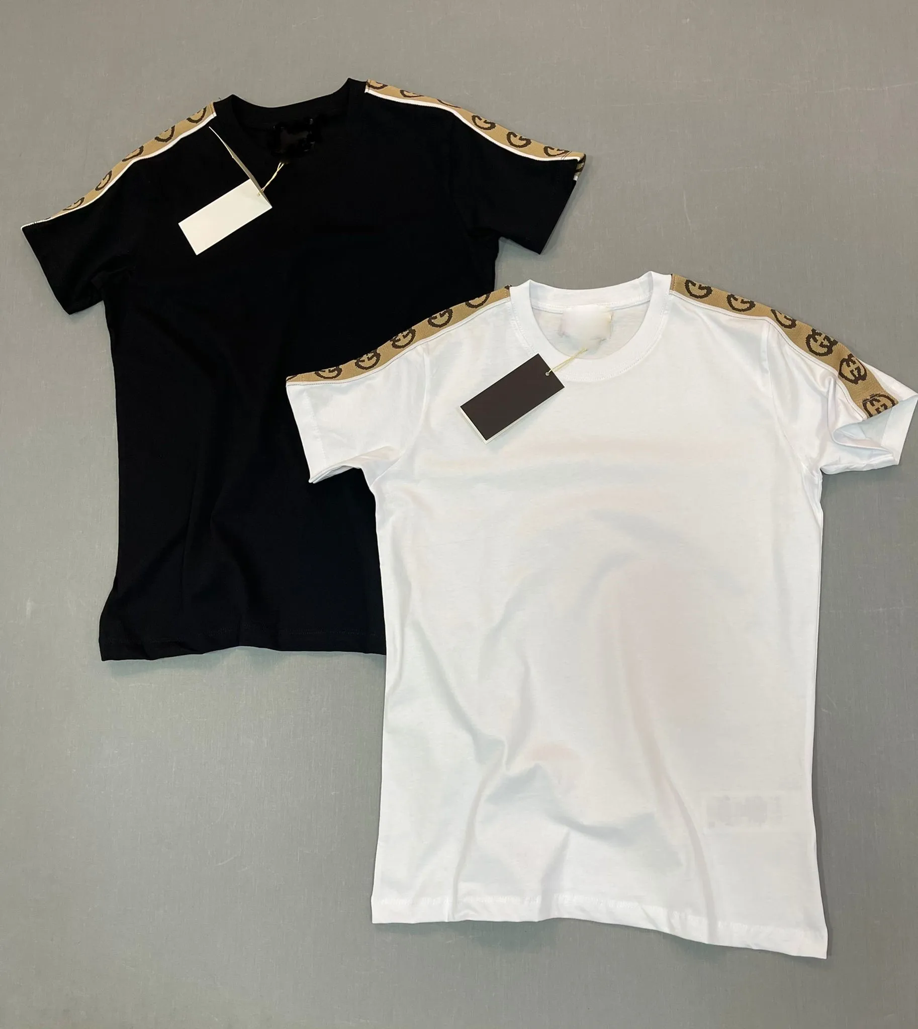 New Season Men 'S Shirt 100 cotton Good Quality Branded Narrow cut Round collar t-shirt
New Season Men 'S Shirt 100 cotton Good Quality Branded Narrow cut Round collar t-shirt