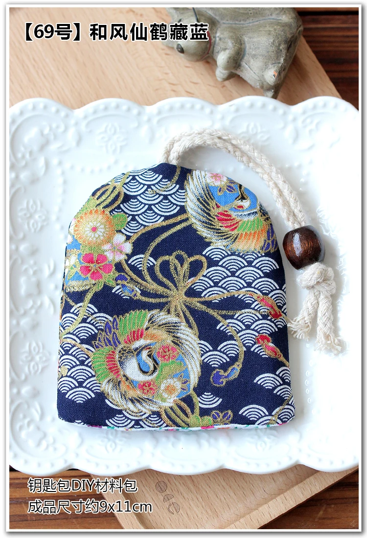 ZXIIXZ Bronzing Cloth Coin Purse Package Embroidery Handmade Materials Kit Frame Lace Button Handbag Needlework Shoulder Supplie
ZXIIXZ Bronzing Cloth Coin Purse Package Embroidery Handmade Materials Kit Frame Lace Button Handbag Needlework Shoulder Supplie