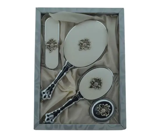 GOLD RIBBON PATTERNED MAGNIFICENT DOWRY BRIDE SET CAREFUL WOMEN'S STYLE Mirror Comb Set of 4 FREE SHIPPING
GOLD RIBBON PATTERNED MAGNIFICENT DOWRY BRIDE SET CAREFUL WOMEN'S STYLE Mirror Comb Set of 4 FREE SHIPPING