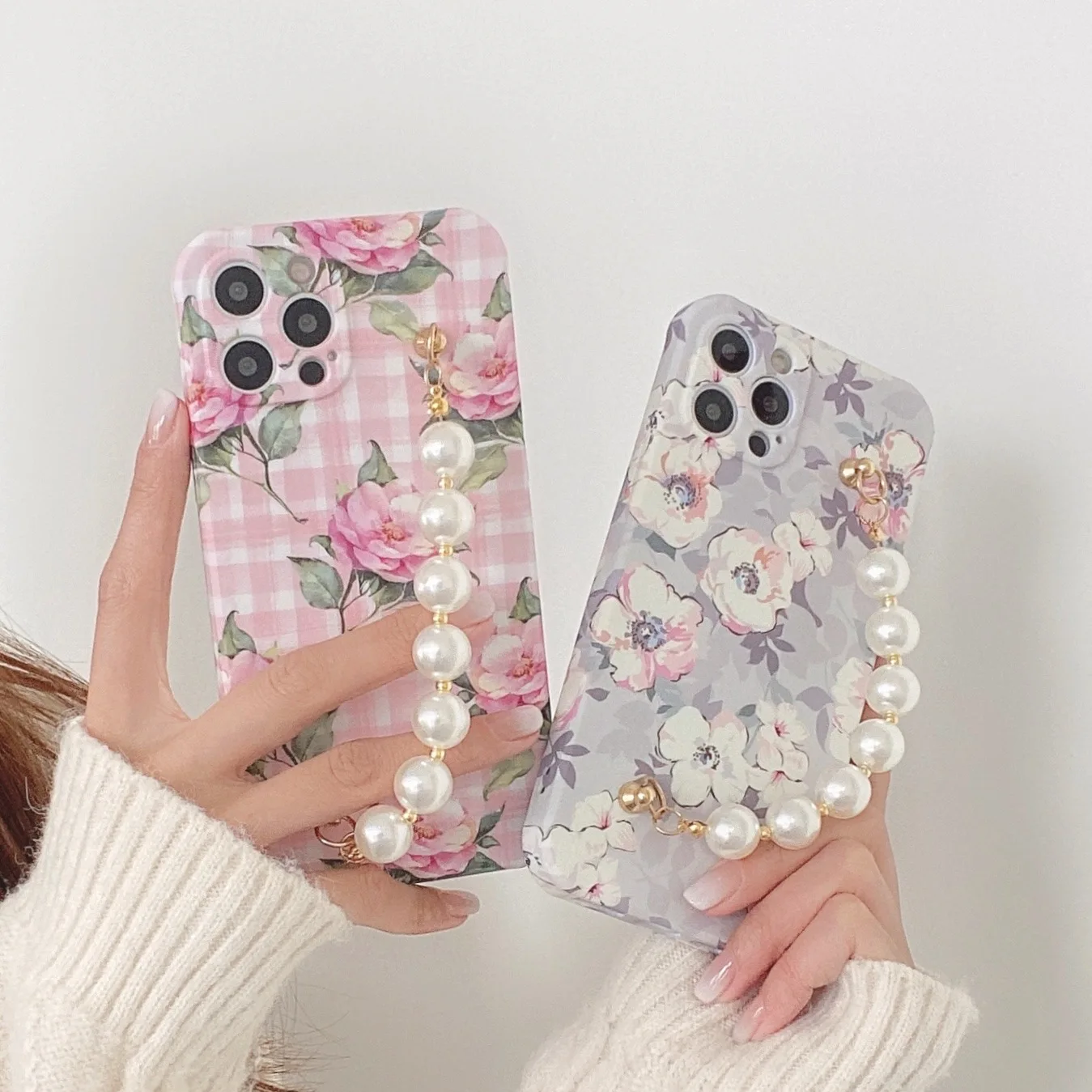 Plaid Flower Phone Case For iPhone 12 11 Pro Max 7 8 Plus MiNi XProtection Back Cover For iphone XR XS Max Pearl Bracelet
Plaid Flower Phone Case For iPhone 12 11 Pro Max 7 8 Plus MiNi XProtection Back Cover For iphone XR XS Max Pearl Bracelet