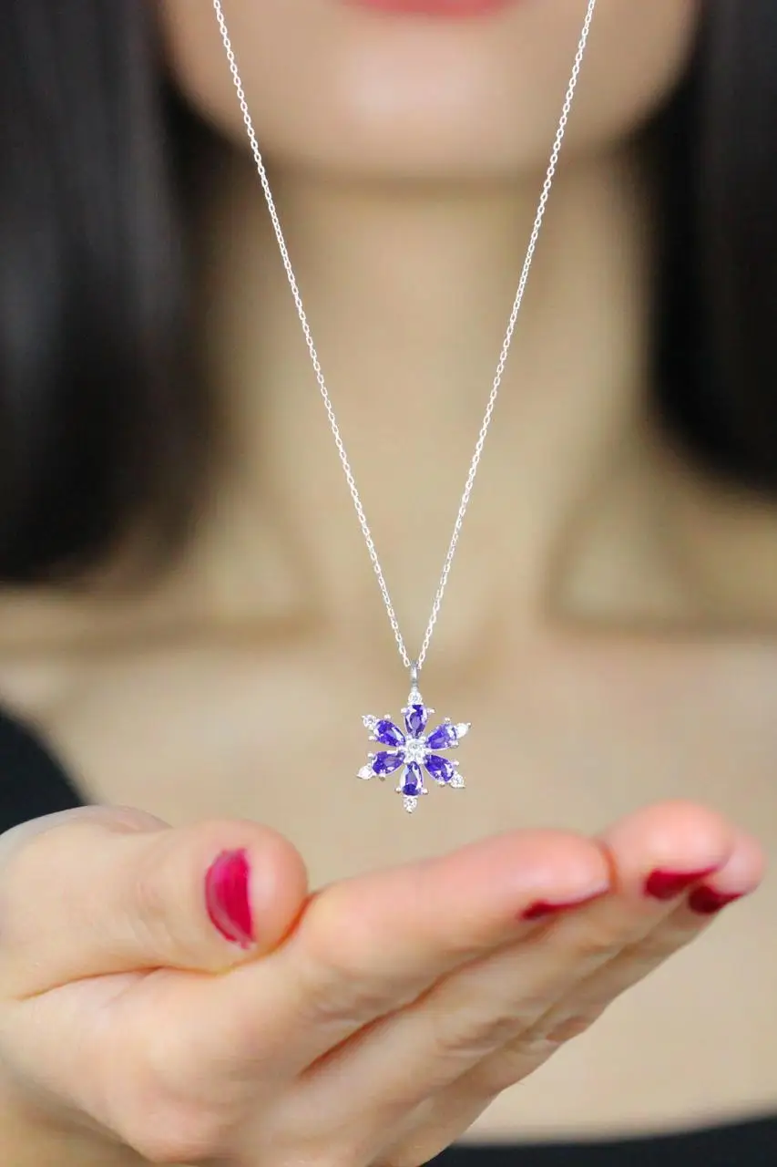 Gold purple amethyst cubic zirconia snowflake pendant 925 sterling silver chain necklace luxury fashion Beyisa kadınlar
Gold purple amethyst cubic zirconia snowflake pendant 925 sterling silver chain necklace luxury fashion Beyisa kadınlar